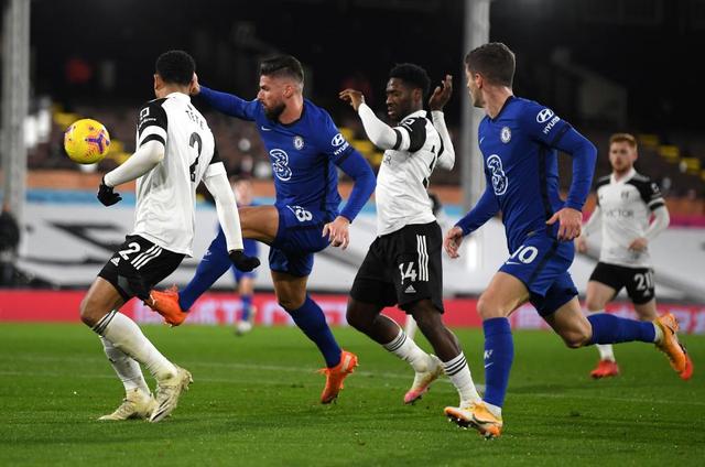 下半场还有机会吗？杨瀚森半场2中0得0分4犯规