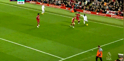 前锋冷静破门，展现成熟心态