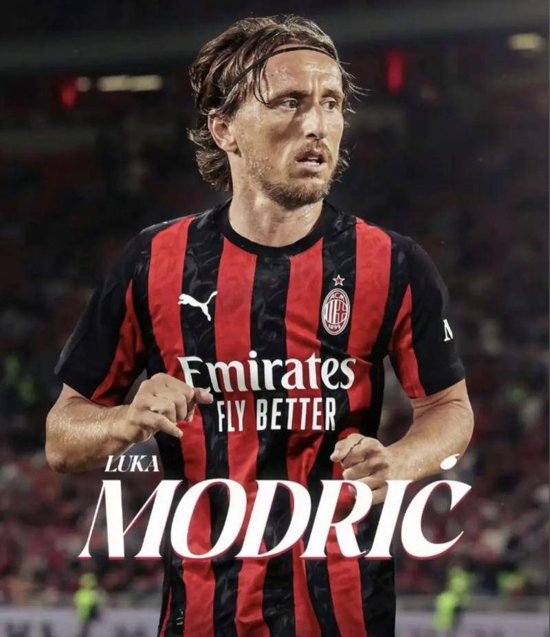 记者：阿芳和伊藤洋辉预计12月复出，穆西亚拉则需要更长时间