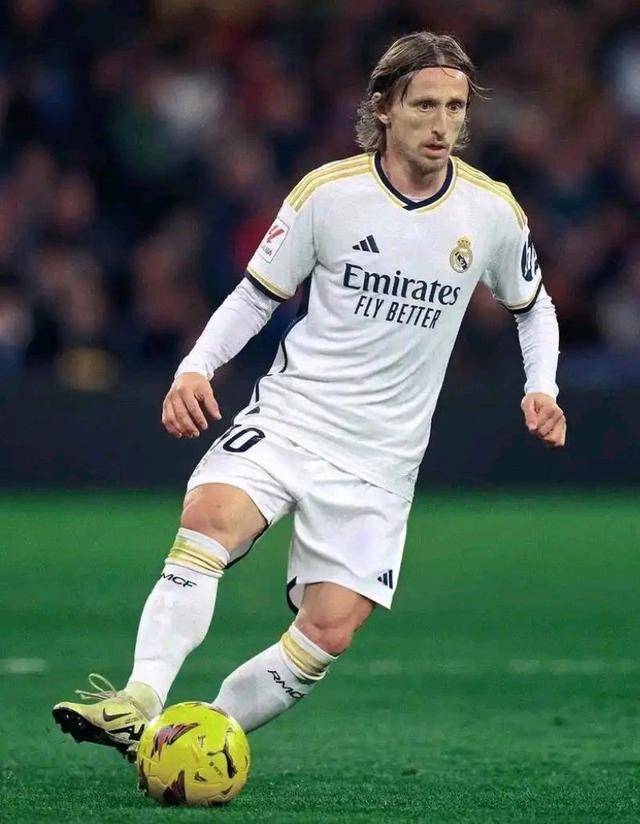 篮球CBA球队赛后训练总结