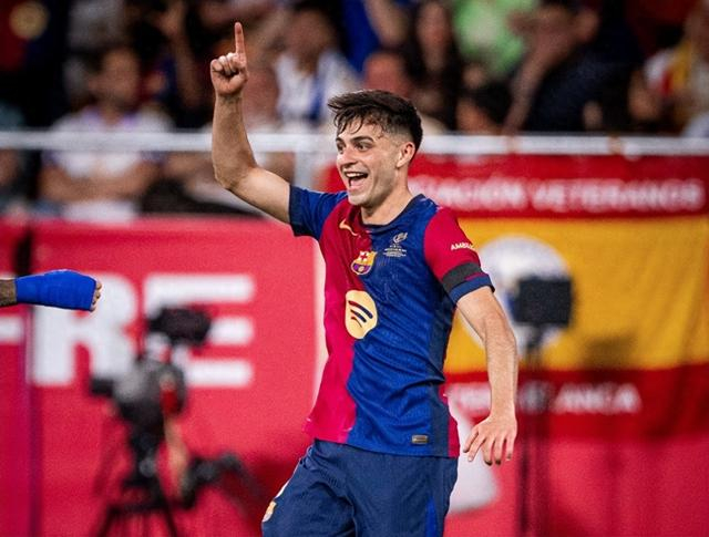 阿圭罗：梅西在巴萨的故事未完结，他未来仍会回归