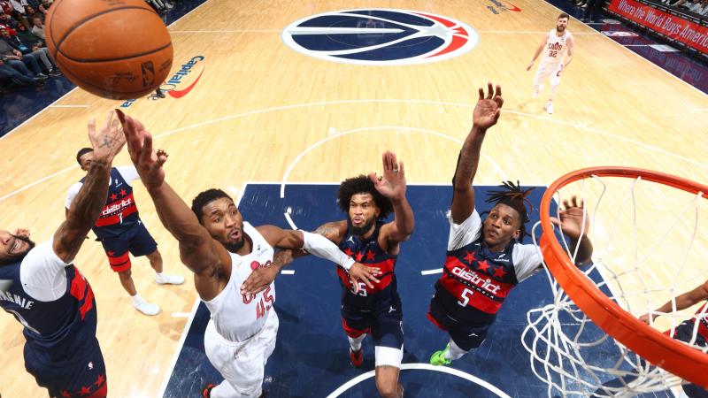 皇马客场4-3奥林匹亚科斯，姆巴佩大四喜，维尼修斯两助攻